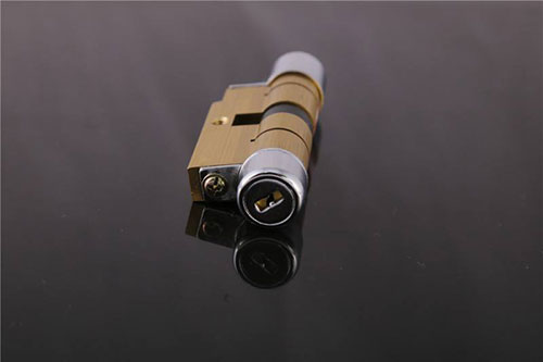 南部24小时上门开锁公司