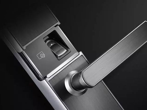 南部24小时上门开锁公司